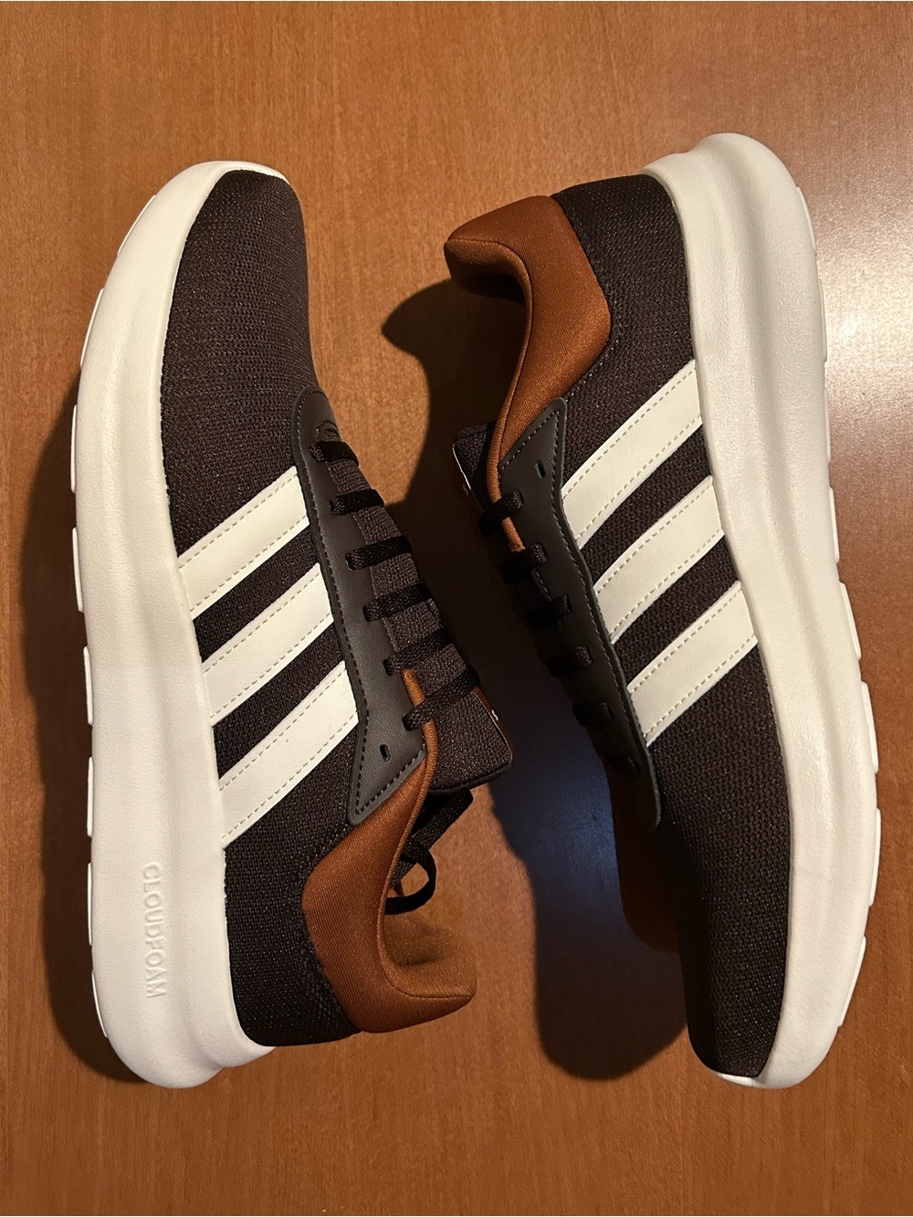 adidas Men’s Brown and White Lite Racer Sneakers - Picture 4 of 11
